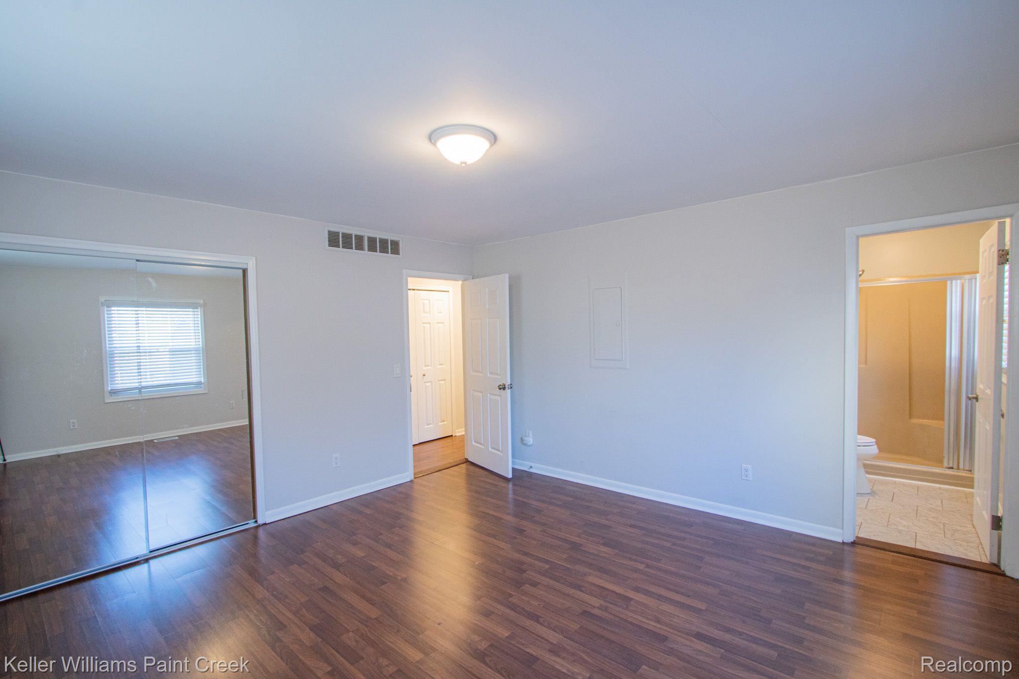 3590 Samuel Avenue Rochester, MI 48309 - Photo 19 of 35