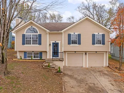 $315,000 | 3408 Northwest 84th Terrace, Kansas City, MO 64154