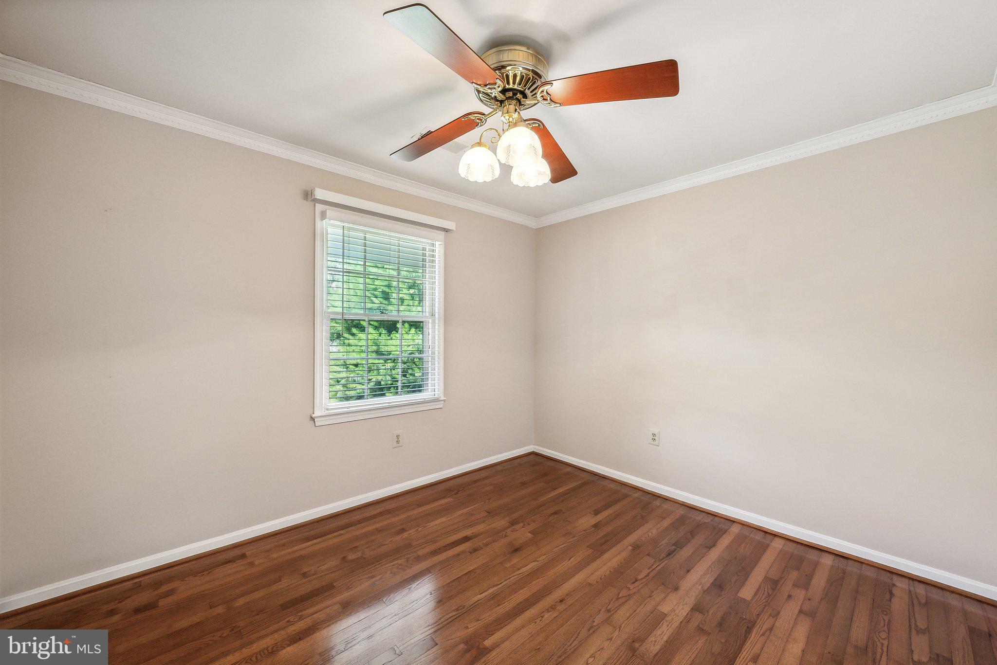 7801 Lowmoor Court Springfield, VA 22153 - Photo 29 of 41 2nd bedroom
