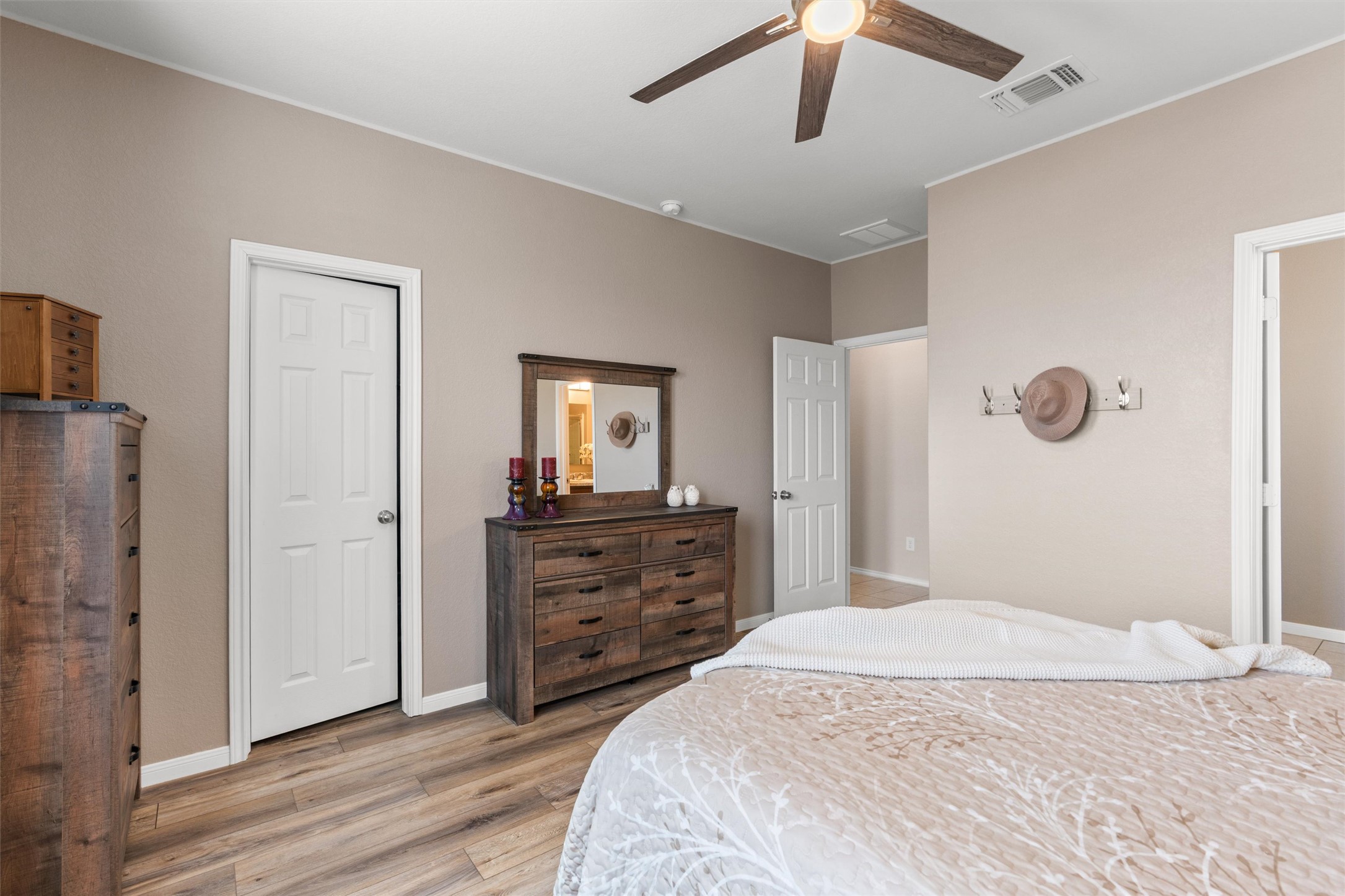 417 Ibis Falls Loop Jarrell, TX 76537 - Photo 18 of 38 Gallery Image 18