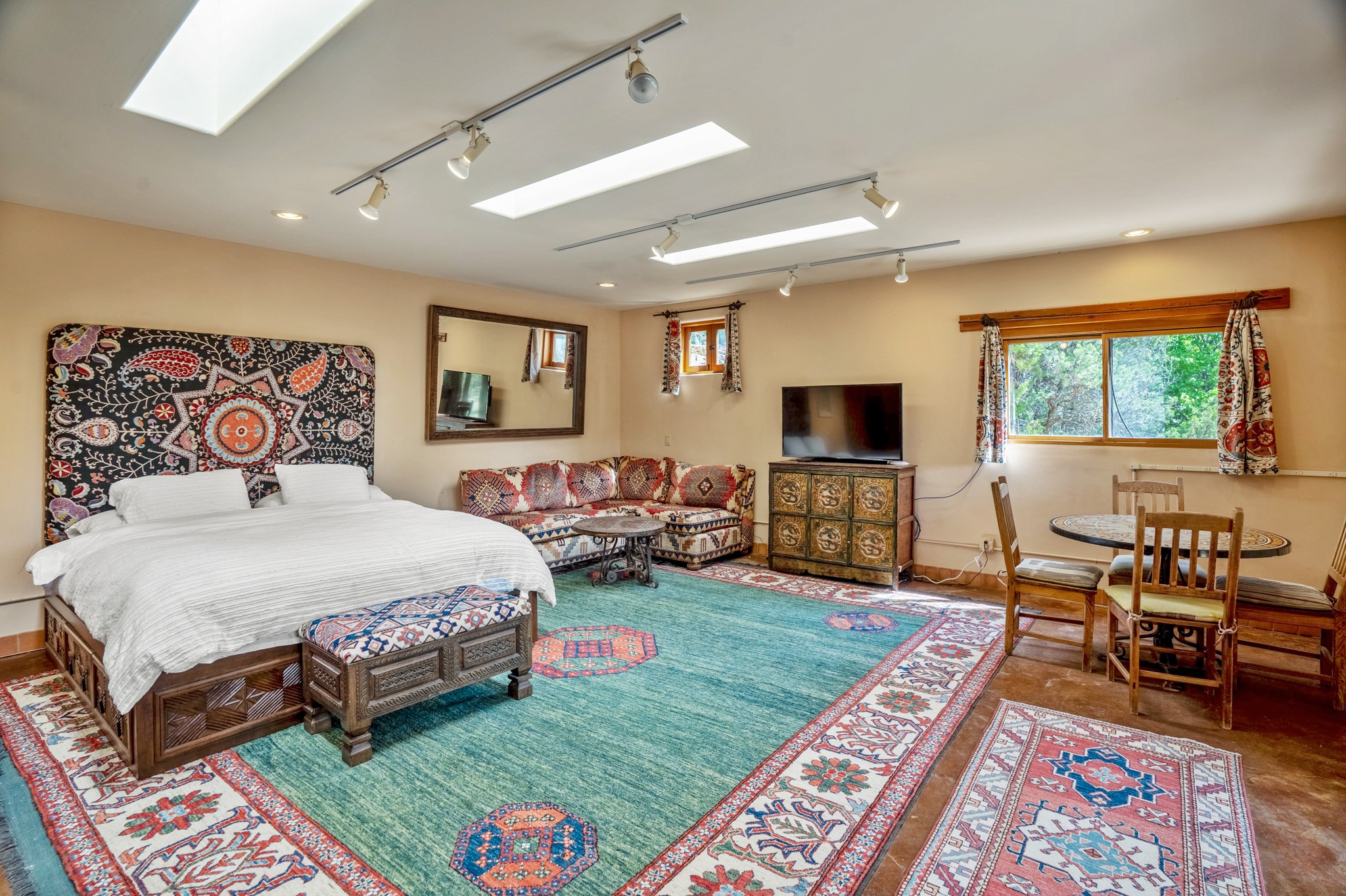 1564 Cerro Gordo Road Santa Fe, NM 87501 - Photo 41 of 53 Studio