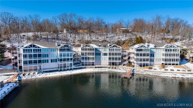 $369,000 | 95 Horizons Lane, Unit 954, Camdenton, MO 65020