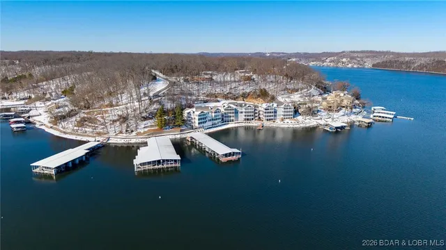 $369,000 | 95 Horizons Lane, Unit 954, Camdenton, MO 65020