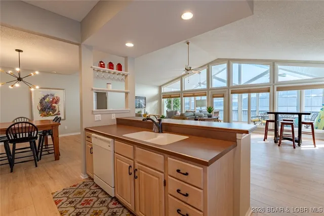 $369,000 | 95 Horizons Lane, Unit 954, Camdenton, MO 65020