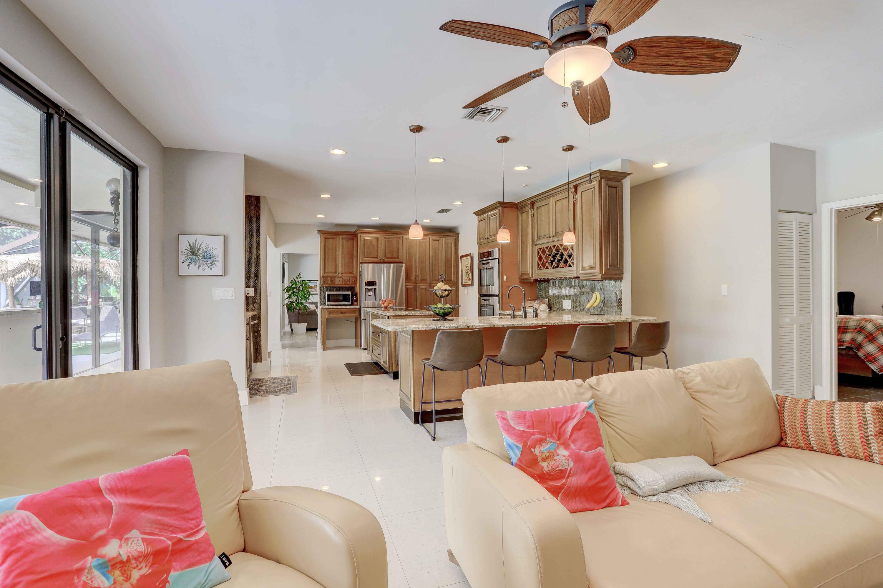 11415 Sundance Lane Boca Raton, FL 33428 - Photo 12 of 63 Family Room