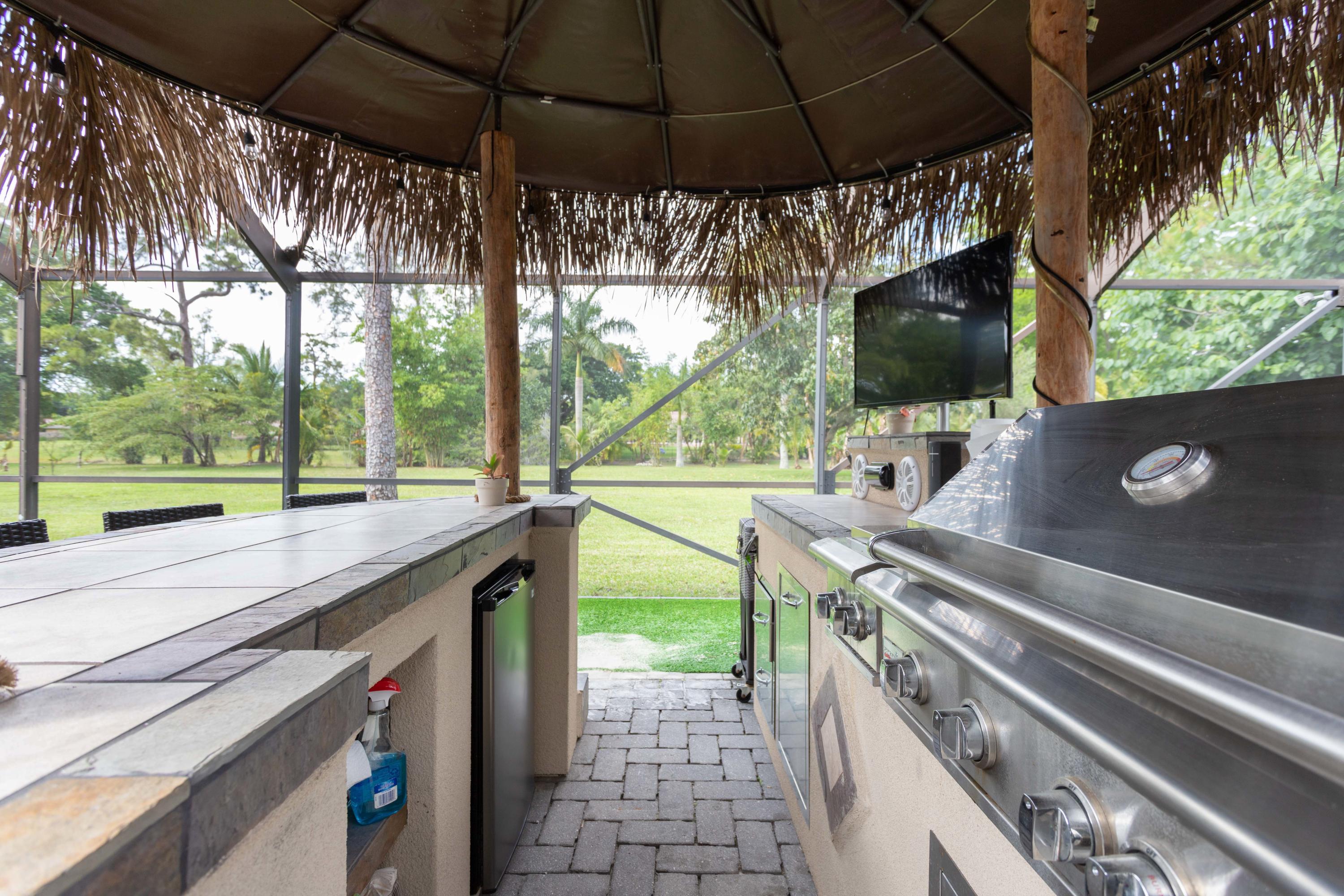 11415 Sundance Lane Boca Raton, FL 33428 - Photo 51 of 63 Summer Kitchen