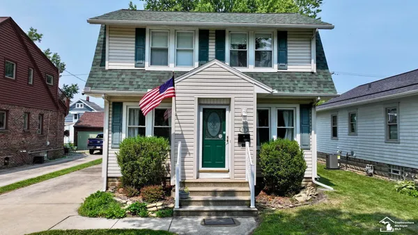 $219,900 | 615 Borgess Avenue, Monroe, MI 48162