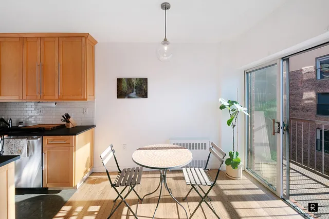 $1,295,000 | 350 West 14th Street, Unit 5C | West Village