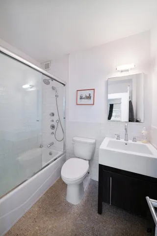 $1,295,000 | 350 West 14th Street, Unit 5C | West Village