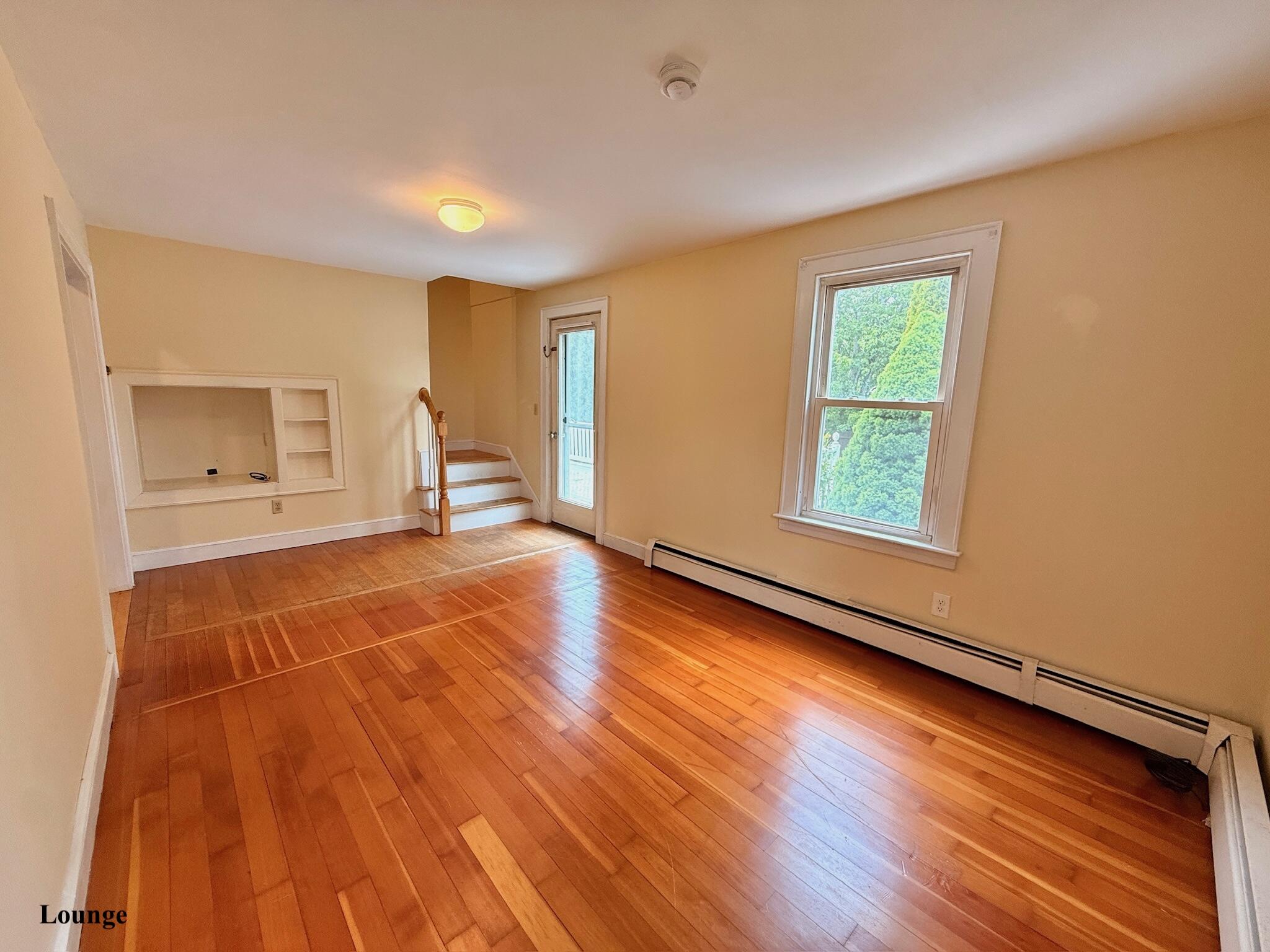 324 North Street Saco, ME 04072 - Photo 11 of 23 11 - Lounge