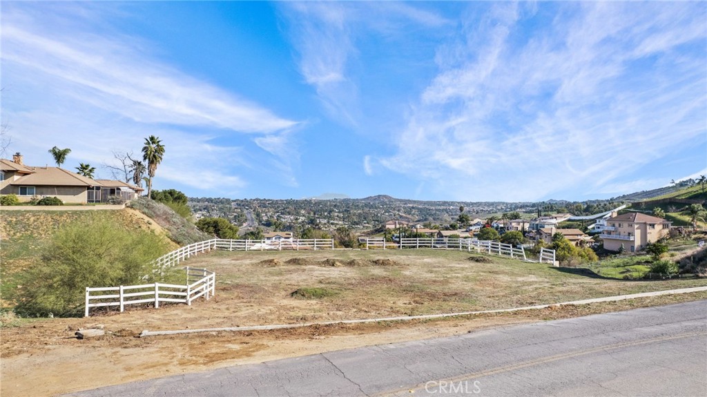 16538 Canyon Ridge Drive Riverside, CA 92503 - Photo 8 of 13 a view of a city