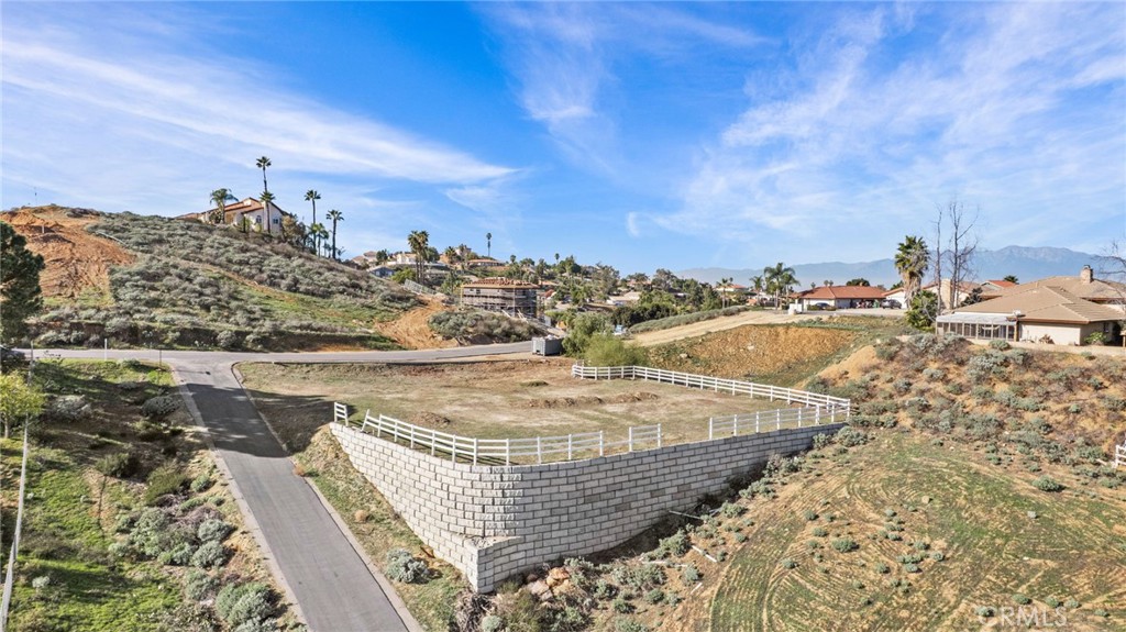 16538 Canyon Ridge Drive Riverside, CA 92503 - Photo 9 of 13 a view of a city