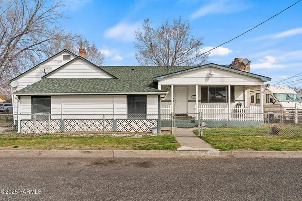 $389,000 | 1521 Cornell Avenue, Yakima, WA 98902