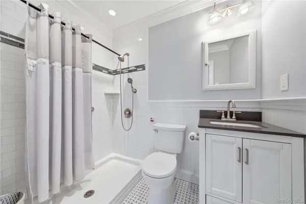 $629,000 | 65 Harbor North, Amityville, NY 11701