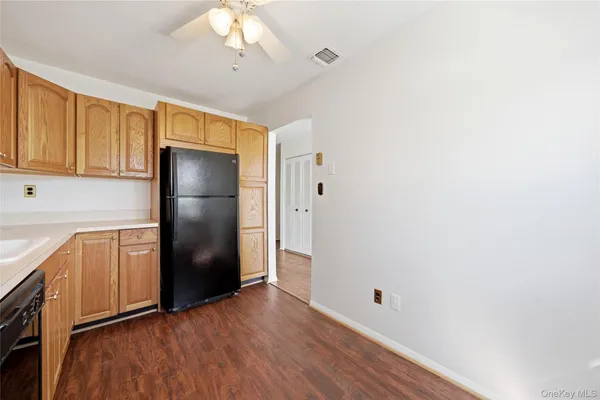 $629,000 | 65 Harbor North, Amityville, NY 11701