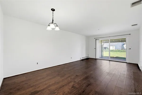 $629,000 | 65 Harbor North, Amityville, NY 11701