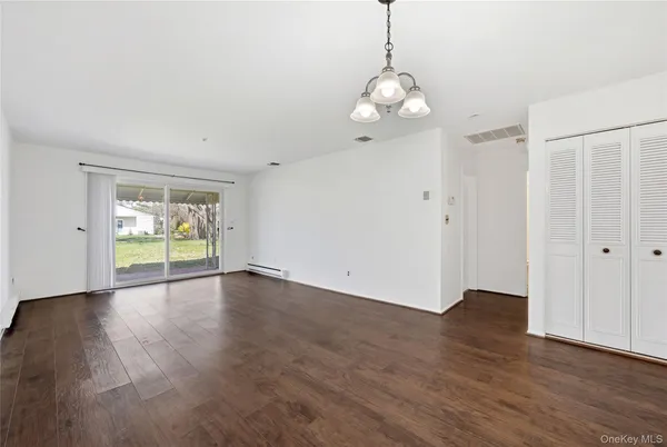 $629,000 | 65 Harbor North, Amityville, NY 11701