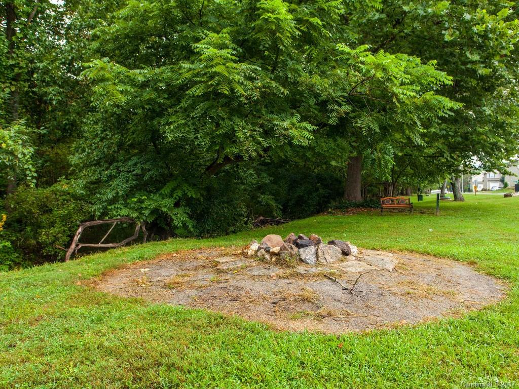 303 Tanbridge Road Swannanoa, NC 28778 - Photo 22 of 23 Gallery Image 22