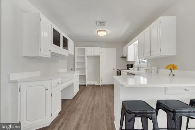 $449,995 | 2479 Ellendale Drive, Lancaster, PA 17602