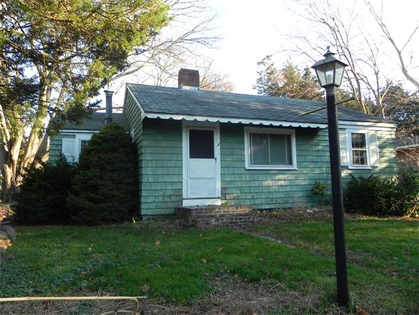 37 Mallard Road Marshfield, MA 02050 - Photo 1 of 10 Gallery Image 1