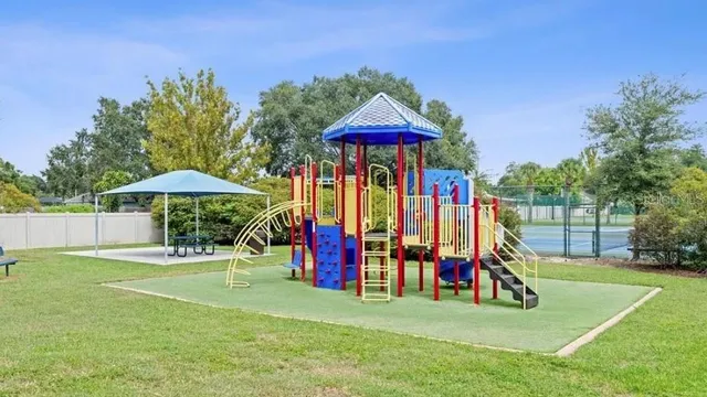 $2,395 | 819 Sandy Trail Place, Brandon, FL 33511