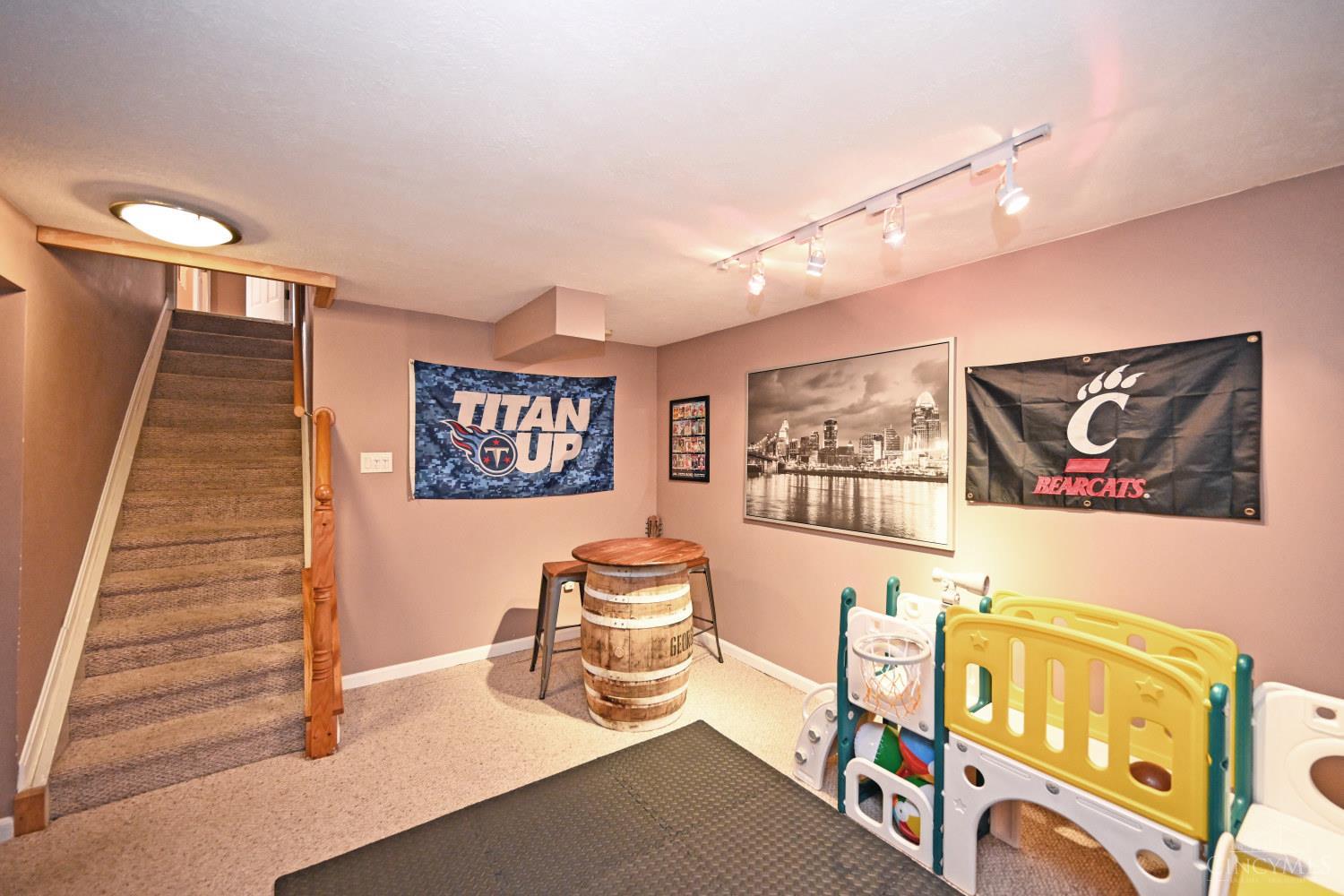 9563 Deer Track Road West Chester, OH 45069 - Photo 33 of 40