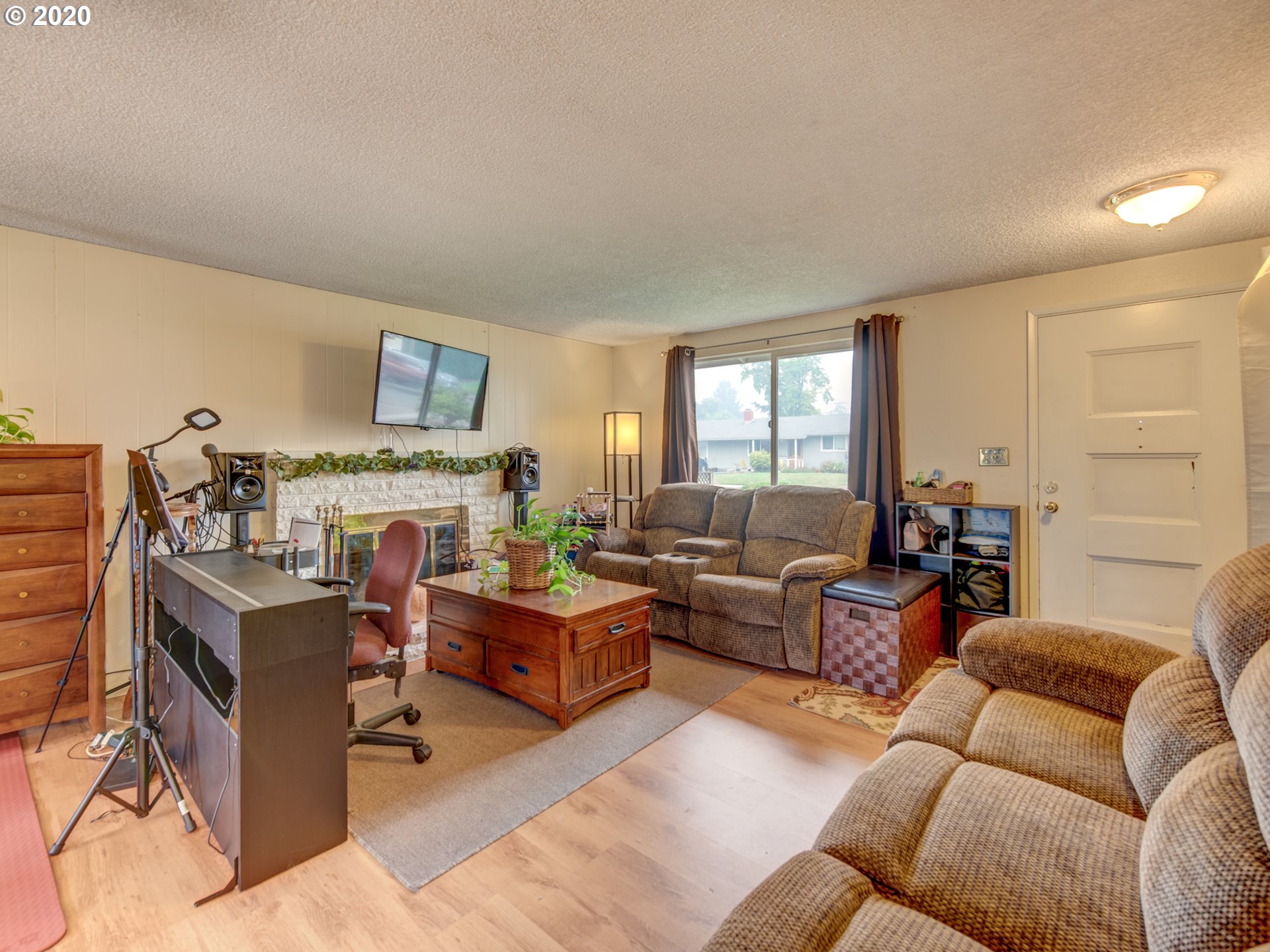 425 U Street Springfield, OR 97477 - Photo 4 of 13