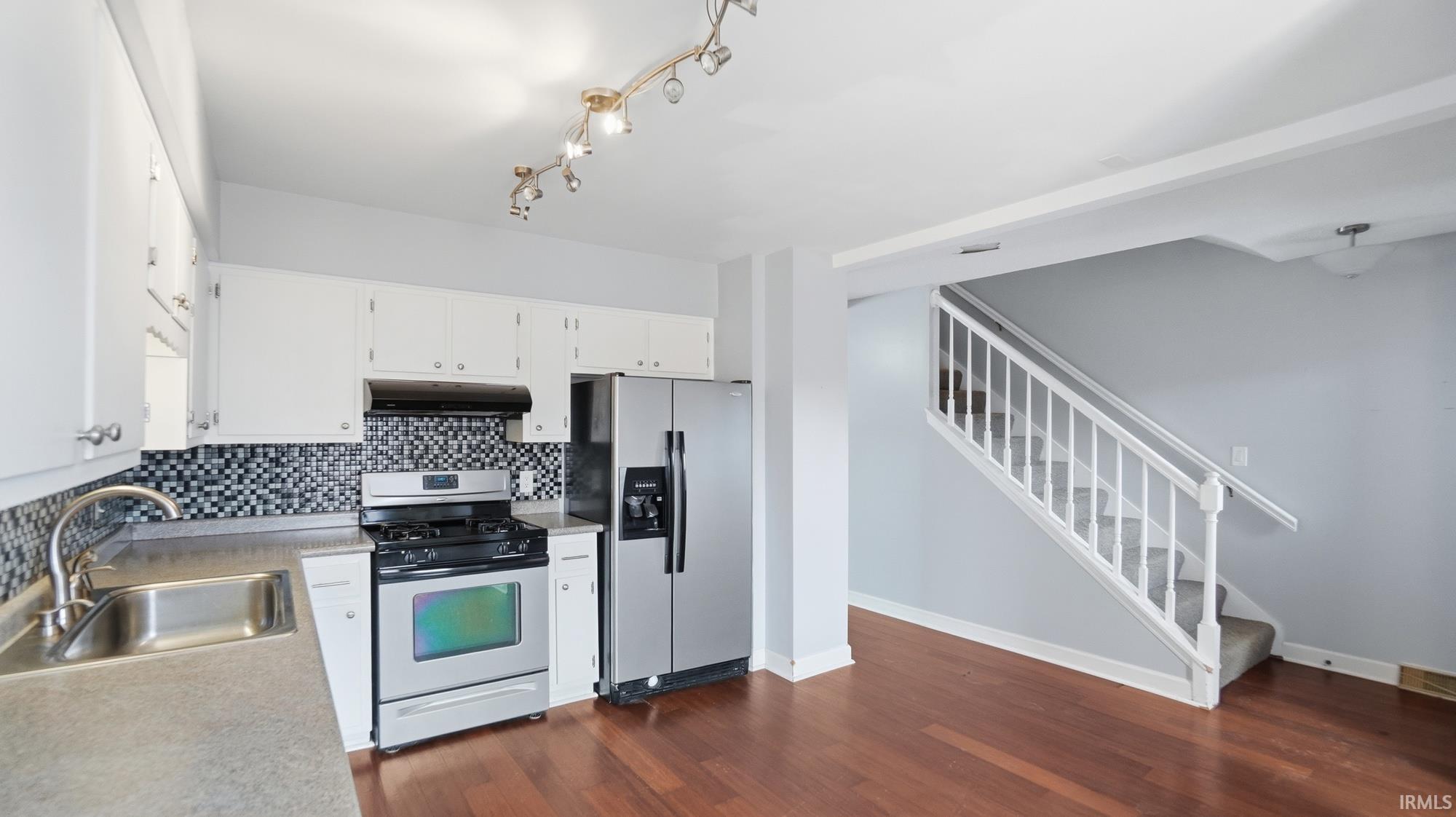 6632 Quail Ridge Lane Fort Wayne, IN 46804 - Photo 9 of 36