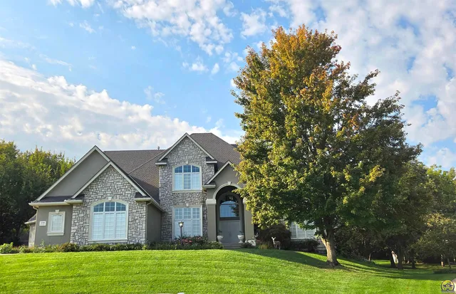 $725,000 | 5729 Southwest 37th Terrace, Topeka, KS 66610