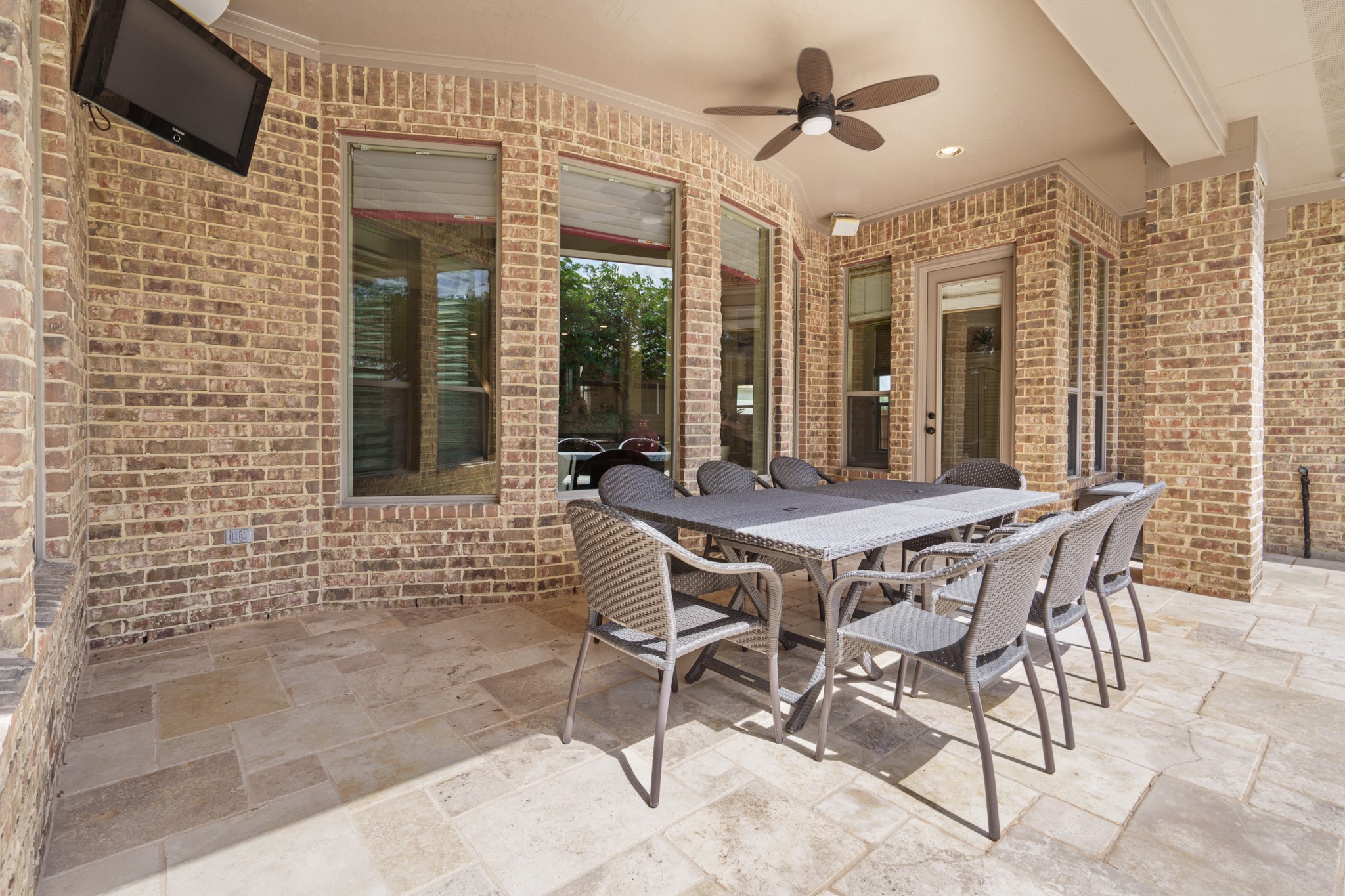 7303 Starry Night Katy, TX 77494 - Photo 38 of 49 Covered patio off the back of home complete with surround sound.