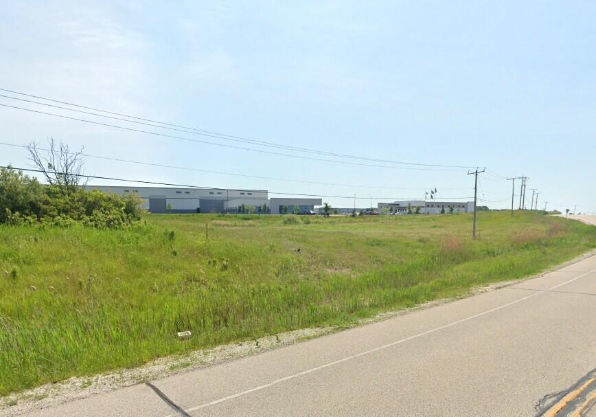 4731 East Frontage Road Caledonia, WI 53126 - Photo 3 of 4 Picture 4