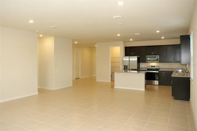 $2,695 | 5514 Banyan Bay Road, St. Cloud, FL 34771