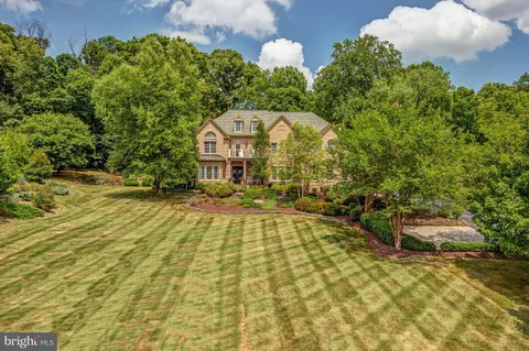 $3,100,000 | 841 Leigh Mill Road, Great Falls, VA 22066