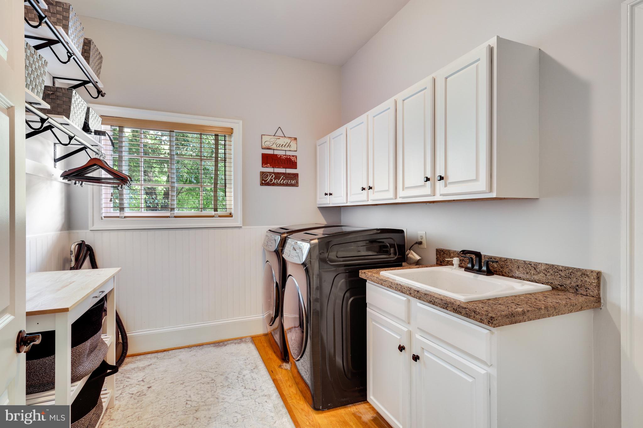 841 Leigh Mill Road Great Falls, VA 22066 - Photo 25 of 72