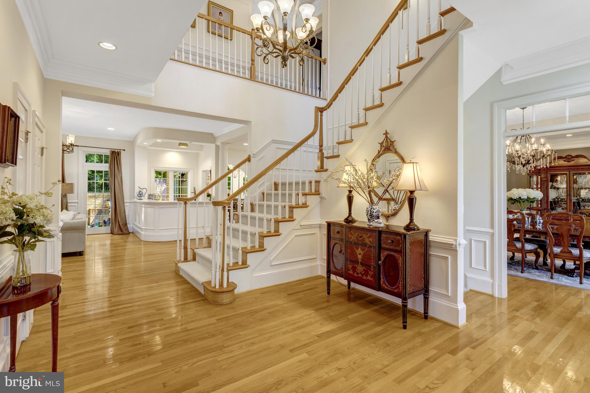 841 Leigh Mill Road Great Falls, VA 22066 - Photo 5 of 72