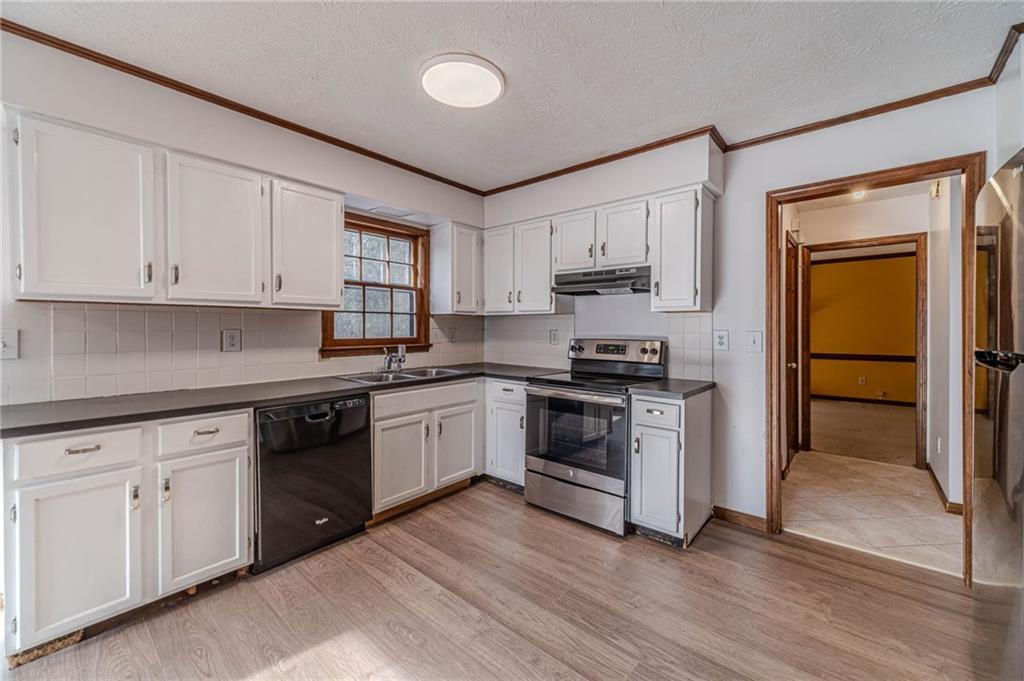 948 Hampton Trail Northwest Lilburn, GA 30047 - Photo 12 of 25