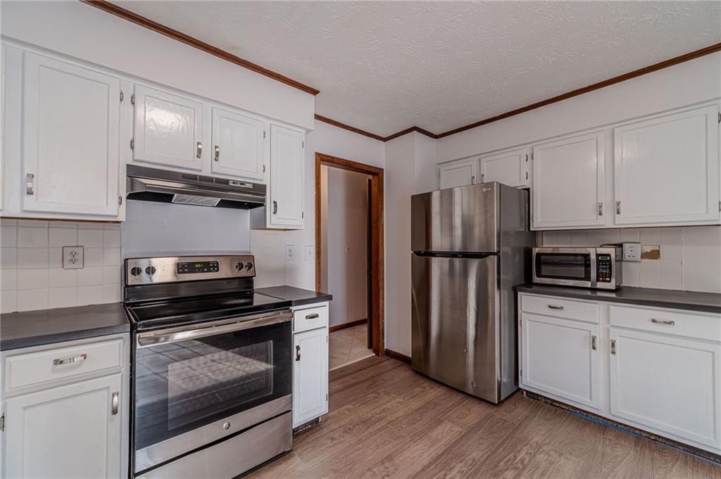 948 Hampton Trail Northwest Lilburn, GA 30047 - Photo 13 of 25