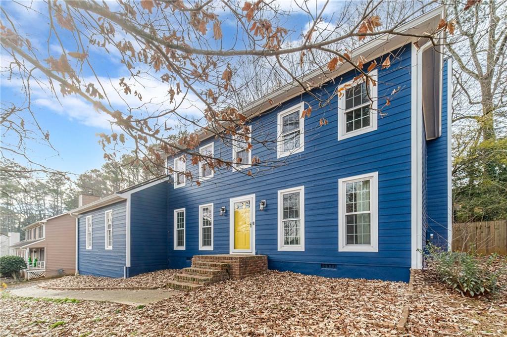 948 Hampton Trail Northwest Lilburn, GA 30047 - Photo 2 of 25