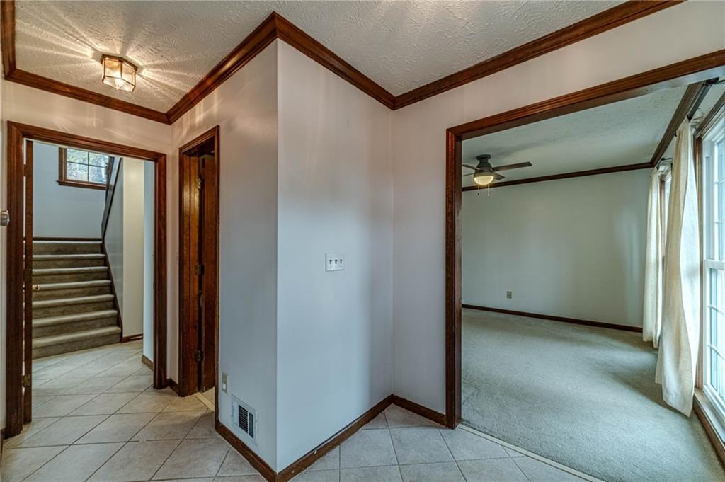 948 Hampton Trail Northwest Lilburn, GA 30047 - Photo 10 of 25