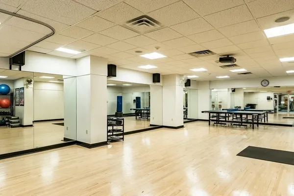 $3,800 | 44 Washington Street, Unit 702, Brookline, MA 02445