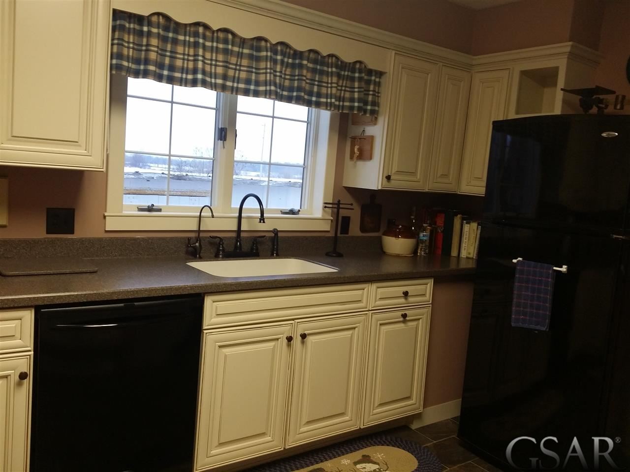 4504 Pittsburg Road Owosso, MI 48867 - Photo 7 of 31 31231231-6.JPG