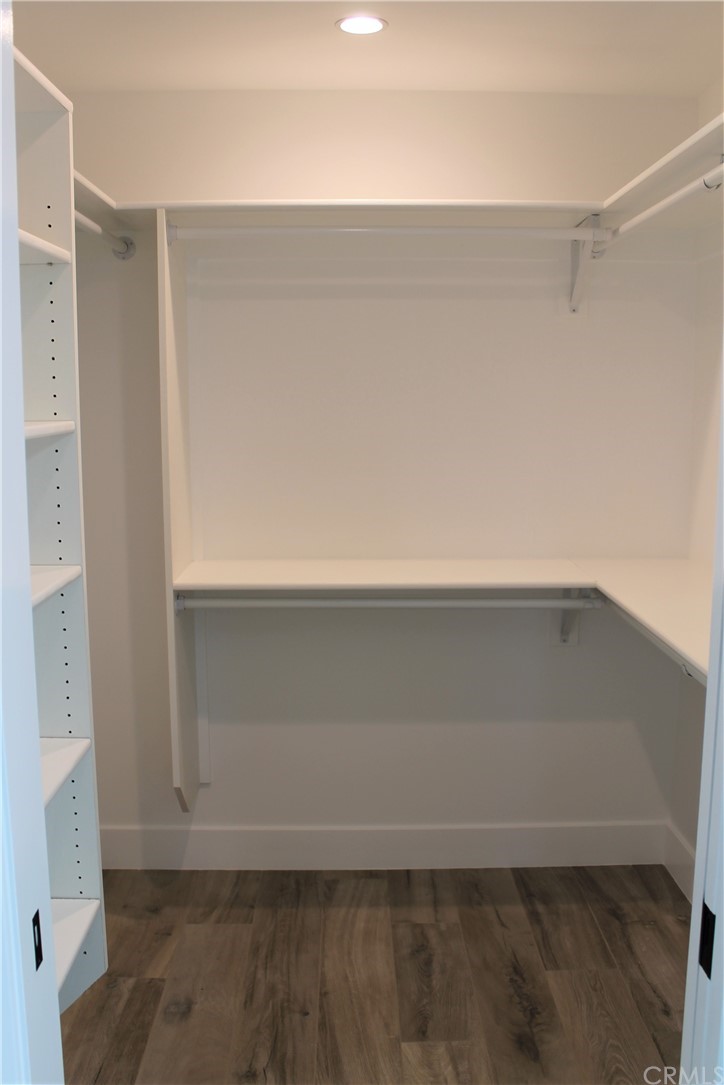 214 Vía Mesa Grande Redondo Beach, CA 90277 - Photo 11 of 21 Walk-in Closet