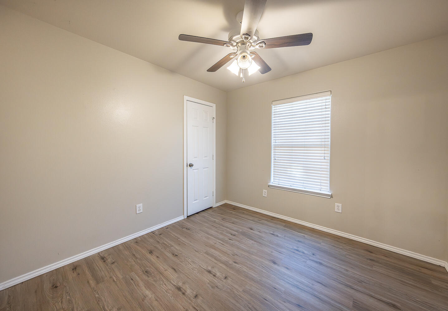 6545 84th Street Lubbock, TX 79424 - Photo 16 of 21 2L9A2843