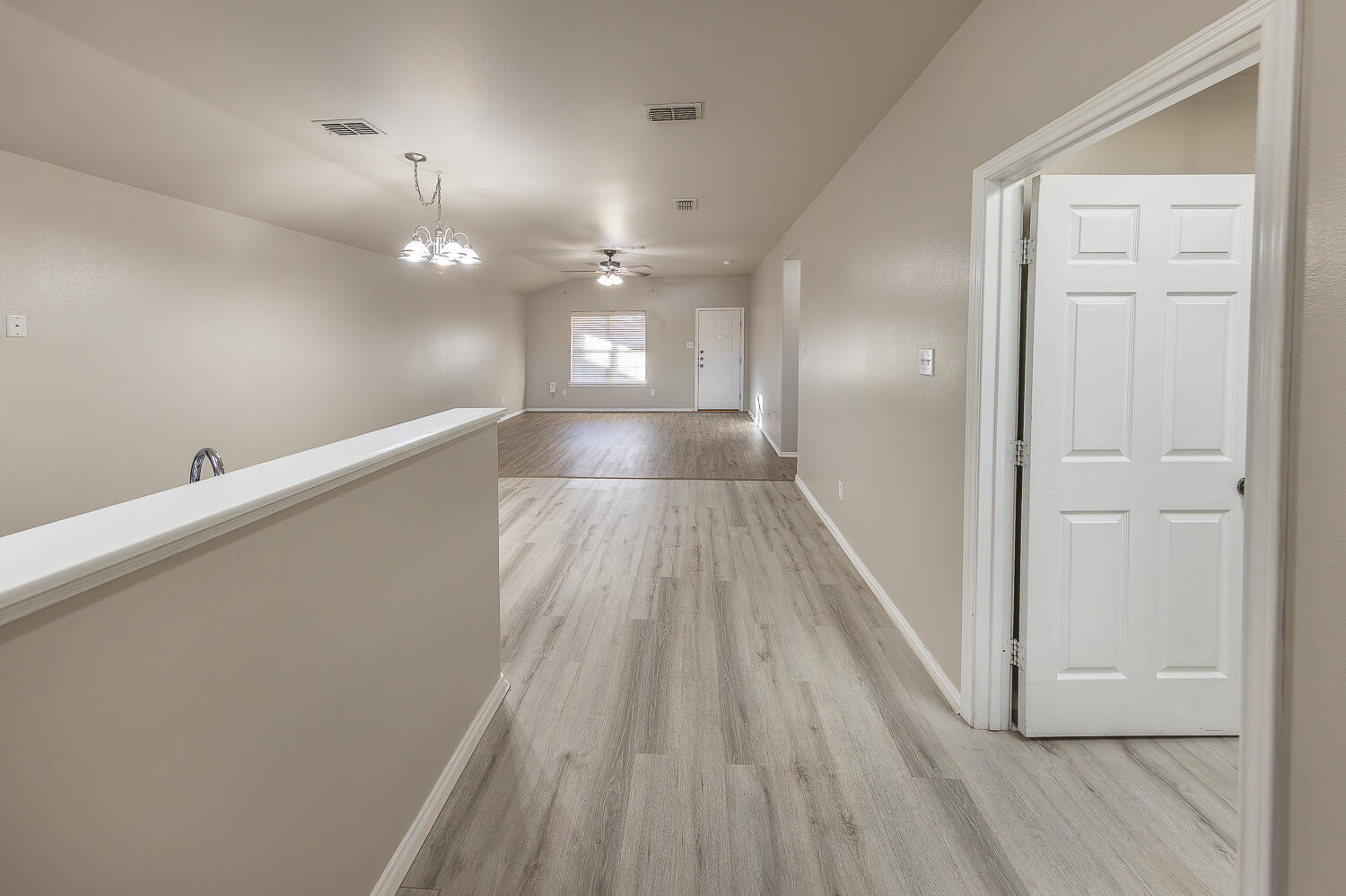 6545 84th Street Lubbock, TX 79424 - Photo 4 of 21 2L9A2711