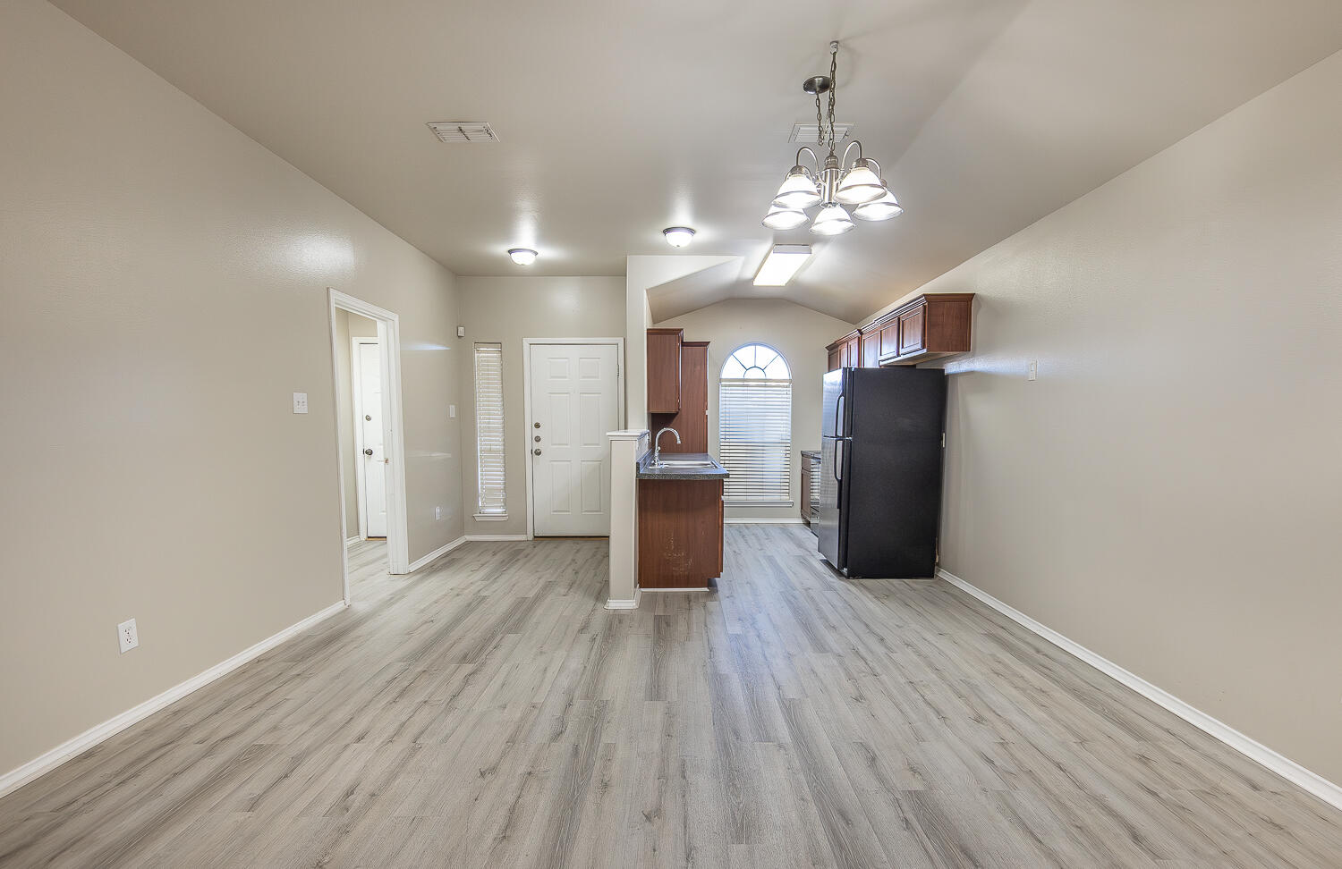 6545 84th Street Lubbock, TX 79424 - Photo 7 of 21 2L9A2750