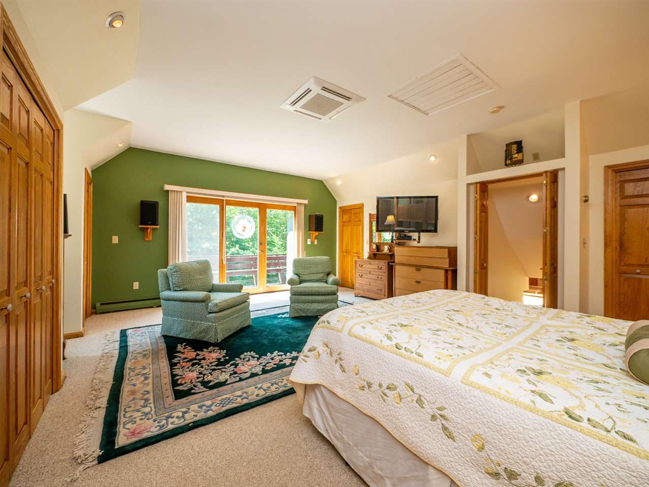 348 Tolend Road Dover, NH 03820 - Photo 31 of 40
