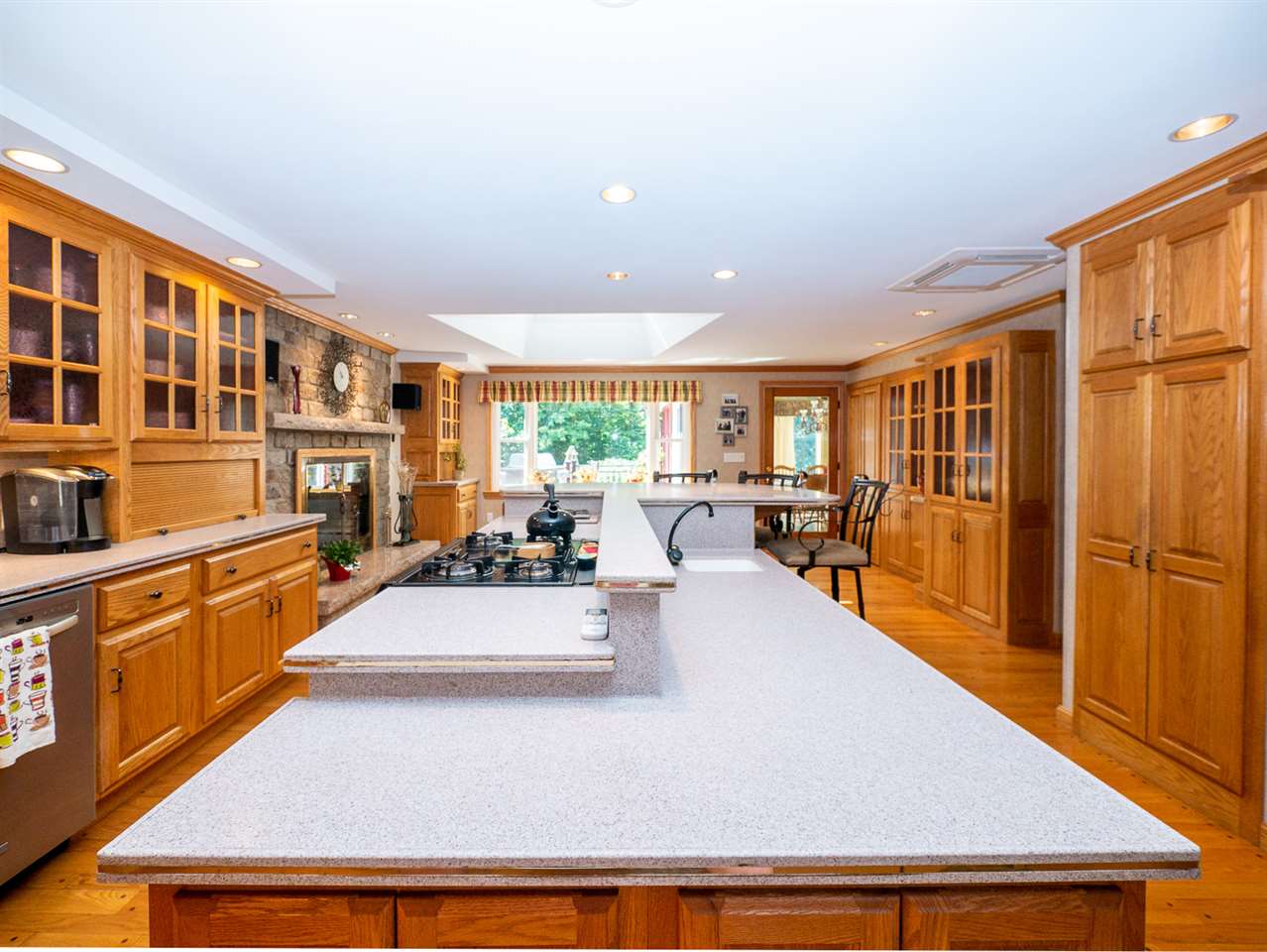 348 Tolend Road Dover, NH 03820 - Photo 8 of 40
