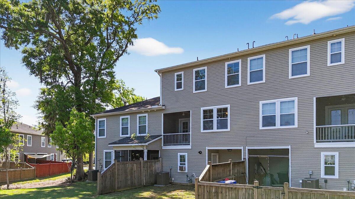 4146 Rigsby Lane Charleston, SC 29414 - Photo 35 of 41 Back View