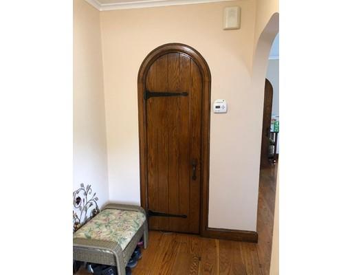 2 Washington Road Springfield, MA 01108 - Photo 10 of 18