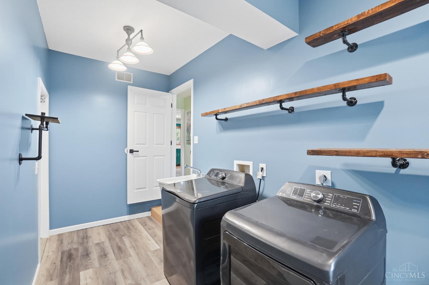 5807 Gaines Road Cincinnati, OH 45247 - Photo 34 of 85 Gallery Image 34